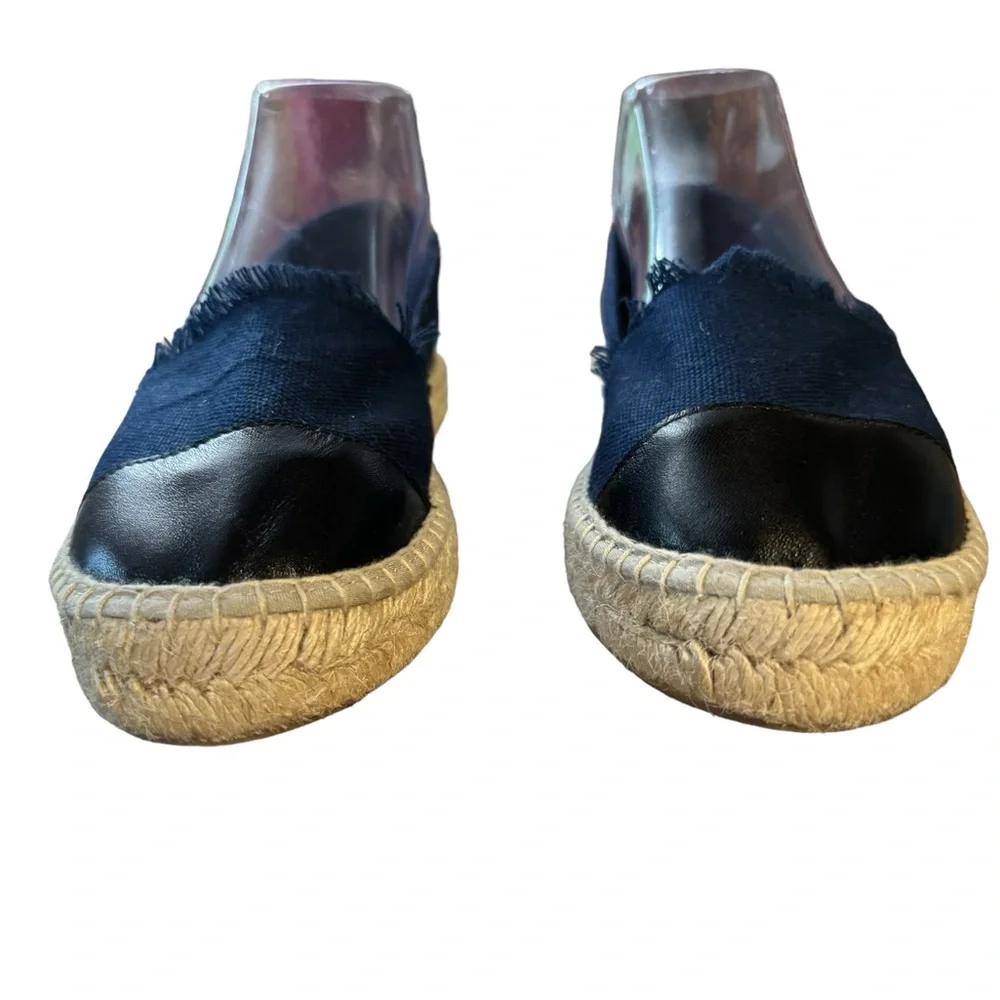 *Women’s Saks 5th Ave Size 9 Blue Fabric Upper Black Faux Leather Toe Espadrille
